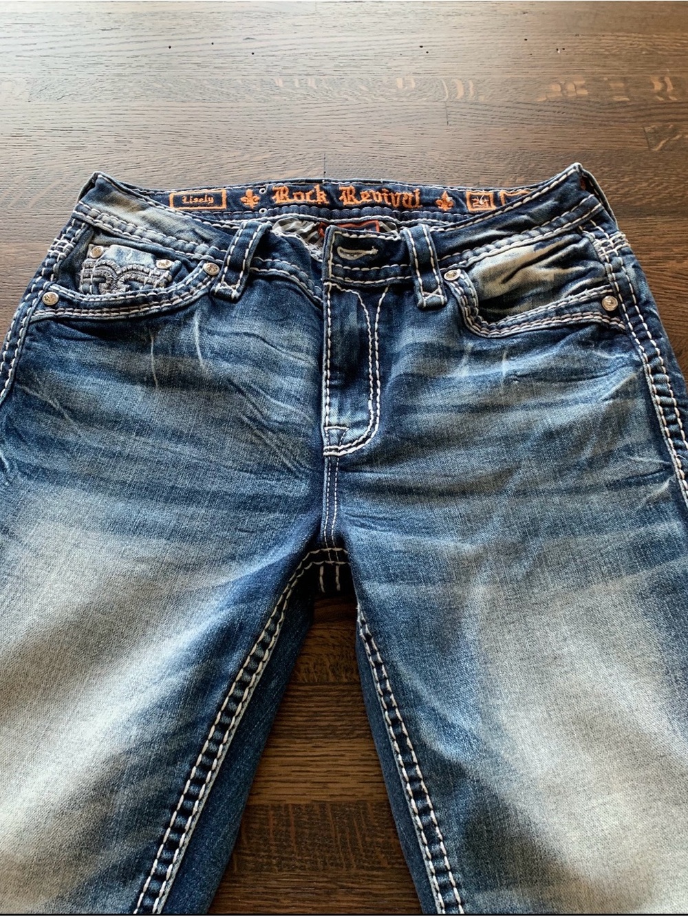 Rock revival mid rise straight size 29